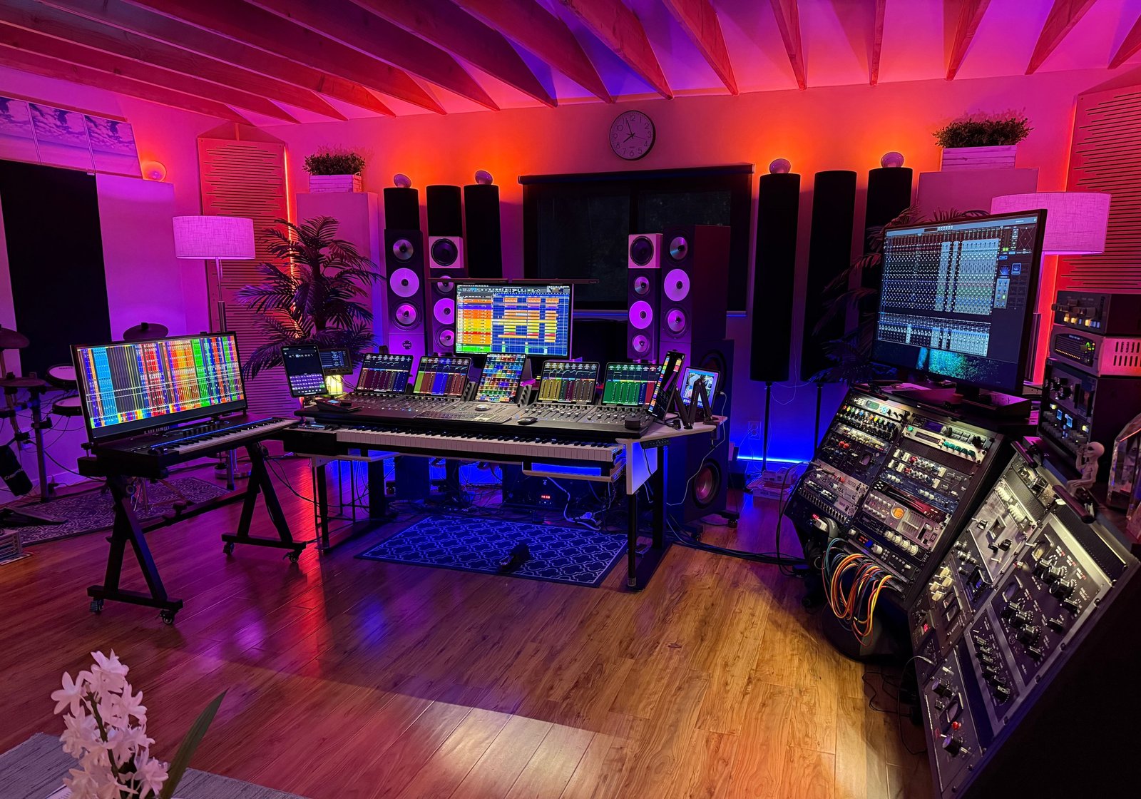 The Viber Room Studio